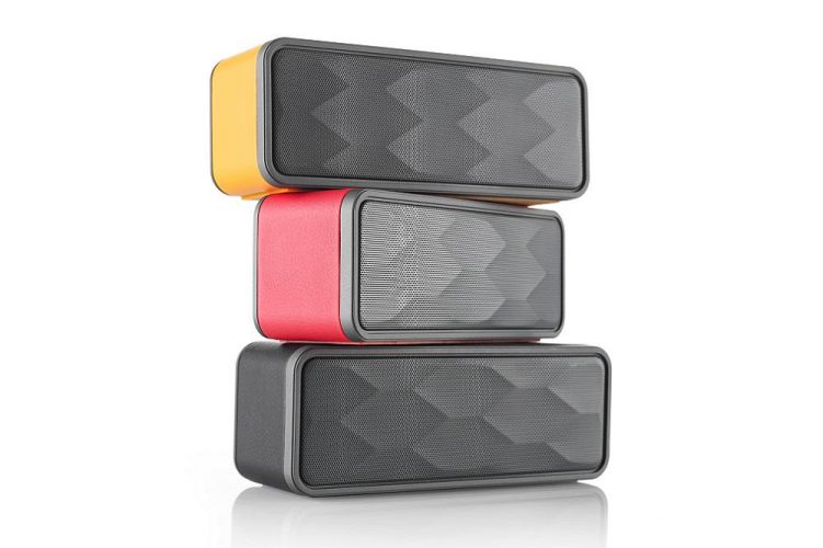 A Guide to Choosing the Best Big or Small Bluetooth Speakers